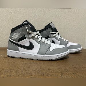 Men’s Smoke Mid-Rise Air Jordans